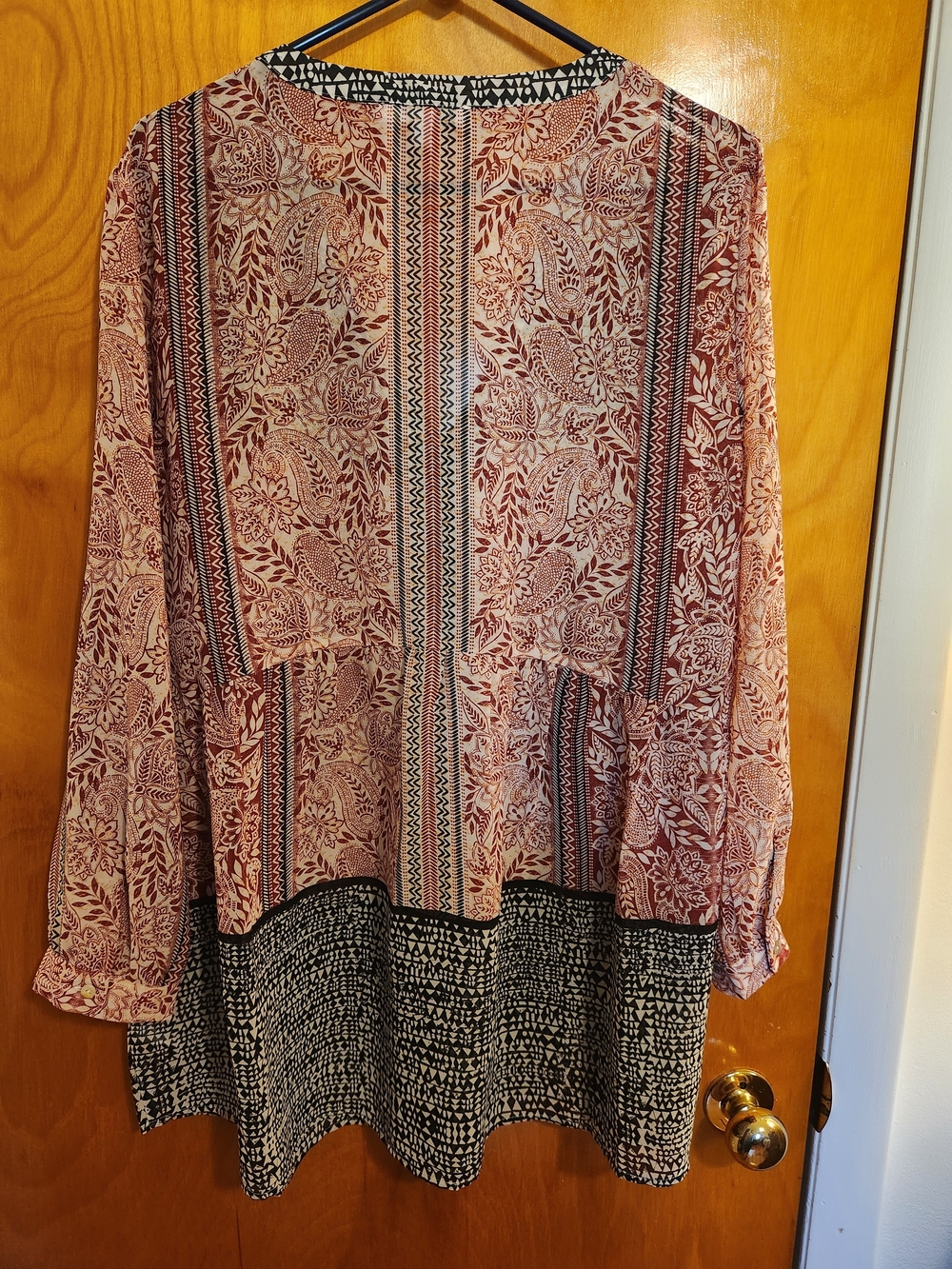 DR2 Pink & Black Printed Peasant Blouse - Picture 2 of 3